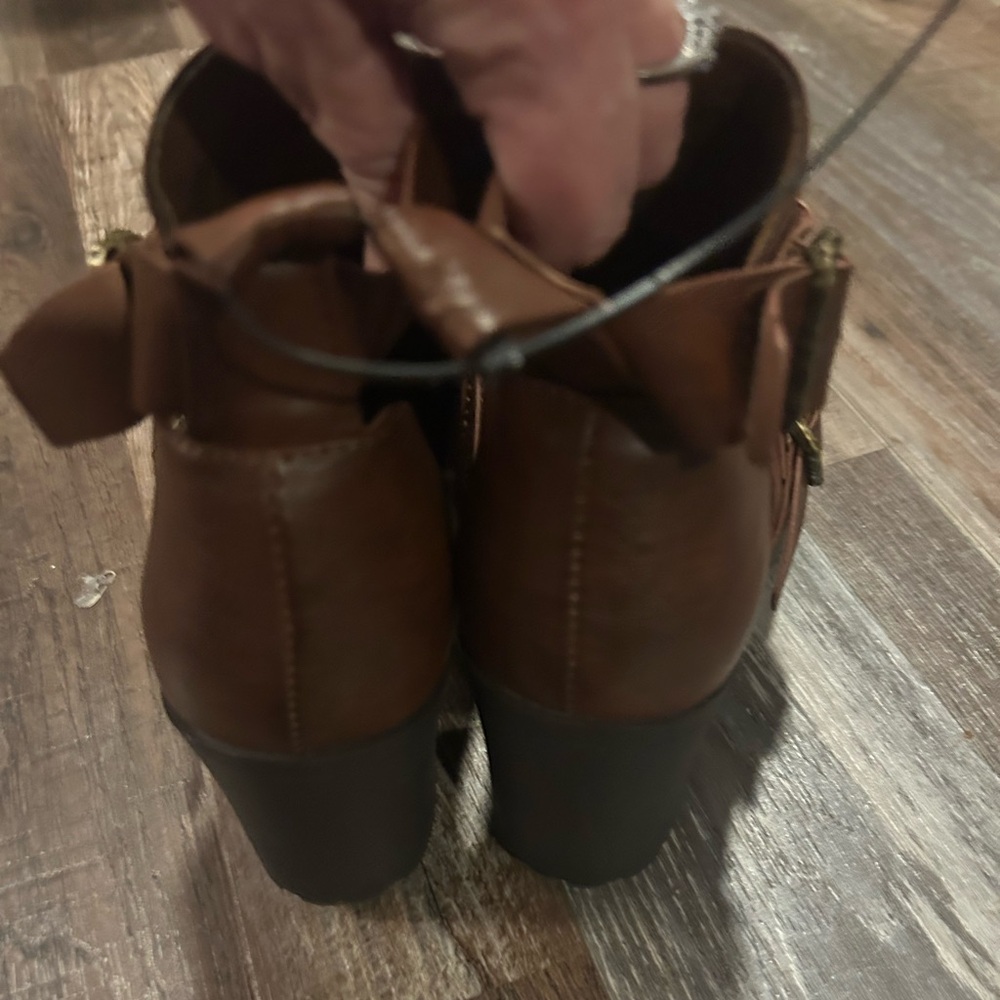Pierre Dumas Ankle Boots Pierre Dumas brown straps 8 ankle shoes NWOT s34 - Picture 4 of 6